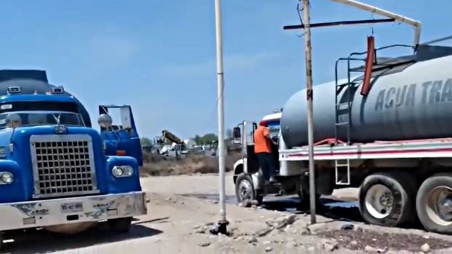 #Video: Constructora robaba agua en zona metropolitana de Pachuca, afectando a 1100 personas
