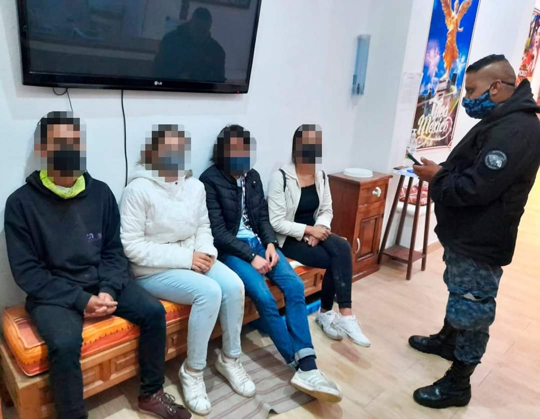 Jóvenes turistas se extravían tras internarse en el bosque del Zembo, en Huasca