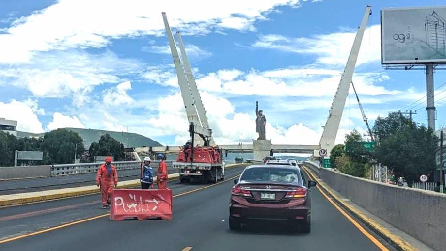 Cerrarán bulevar Felipe Ángeles de Pachuca en ambos sentidos por obras del puente atirantado