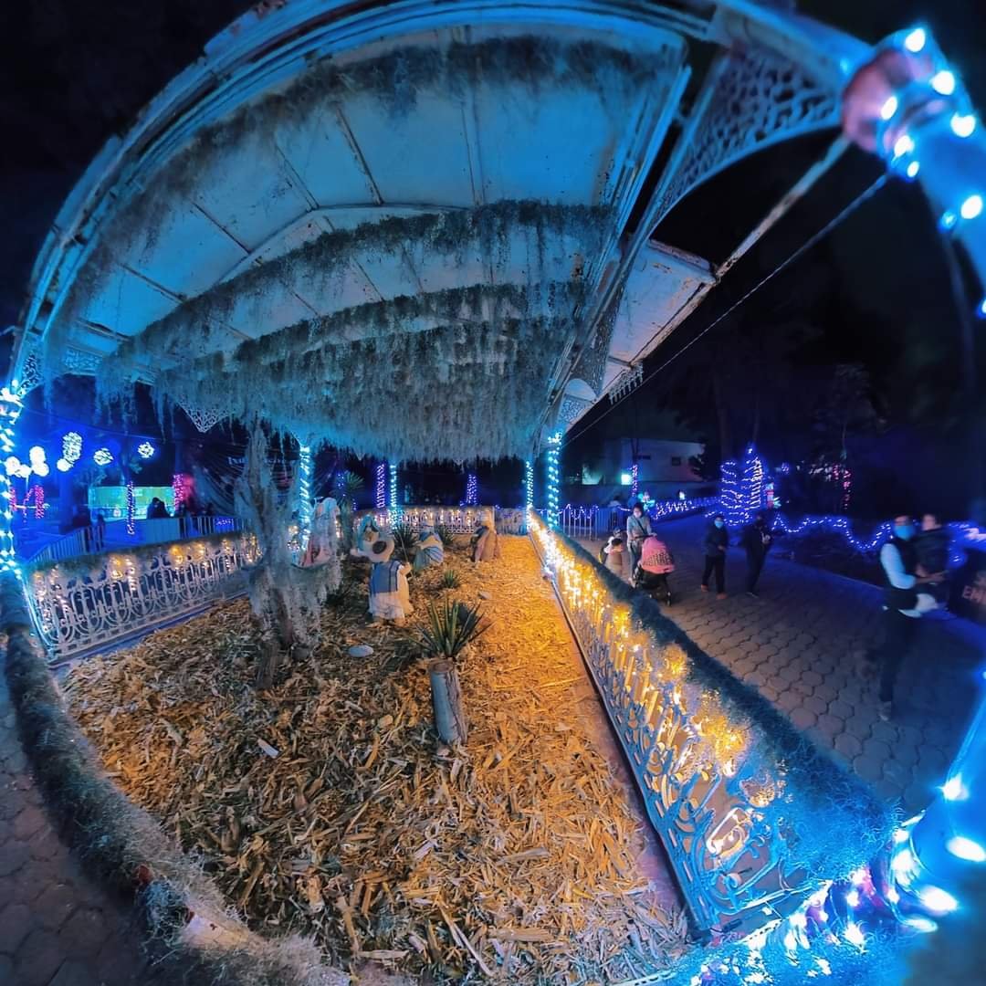 #Fotos: Abren Villa Iluminada en Ixmiquilpan