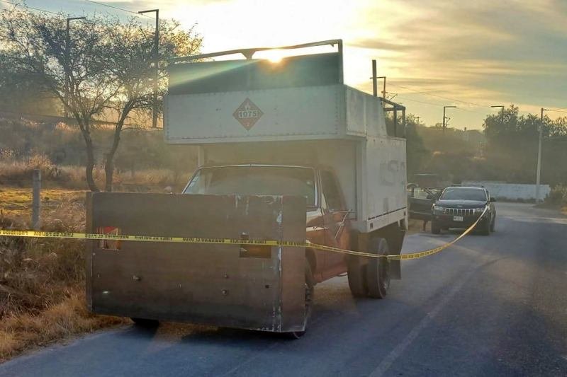 Pesadilla en Tula: con balaceras y coches bomba, grupo armado libera a nueve reos
