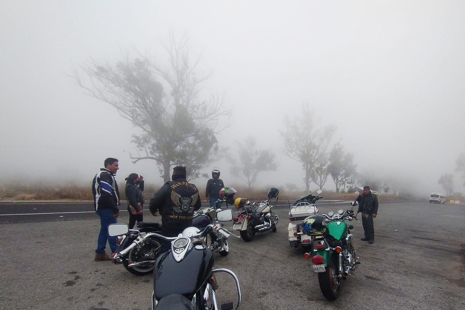 Frente frío trajo neblina a pueblos de Hidalgo y dejó estas postales