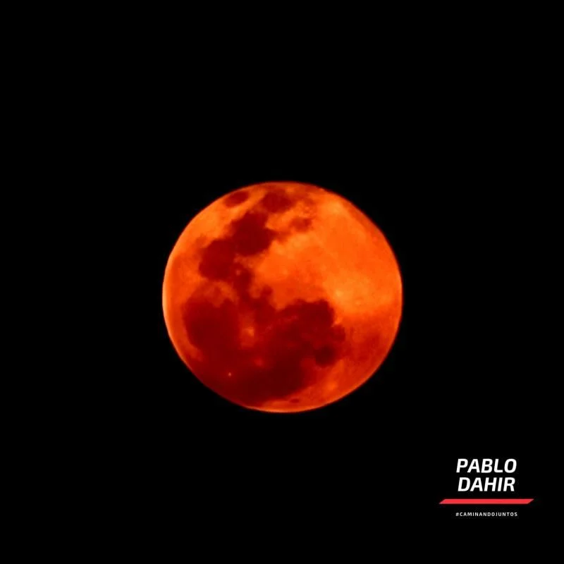 #Galería: Así se vio el eclipse de Luna de sangre en Pachuca 10 #Galería: Así se vio el eclipse de Luna de sangre en Pachuca