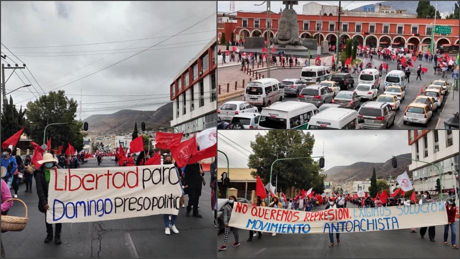 Manifestación antorchista bloquea calles de Pachuca