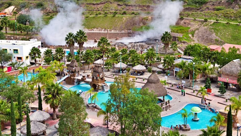 Este balneario de Hidalgo cuenta con un impresionante respiradero de volcán