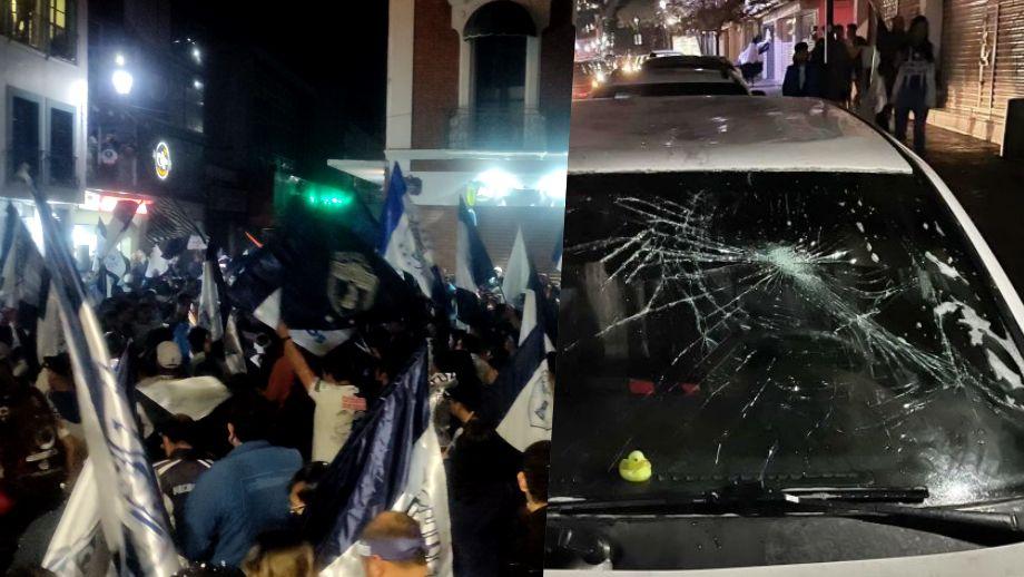 Destrozos en las calles durante la celebración del campeonato tuzo