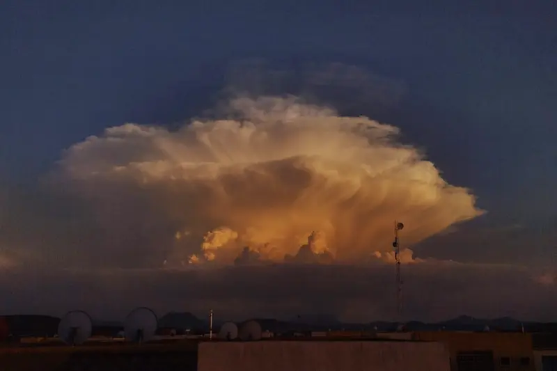 La impresionante nube tipo explosión que se vio en Pachuca y alrededores 15 La impresionante nube tipo explosión que se vio en Pachuca y alrededores
