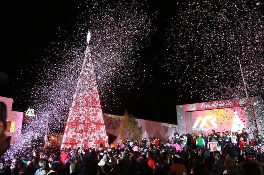 Anuncian encendido de árbol y cuento navideño en Mineral de la Reforma