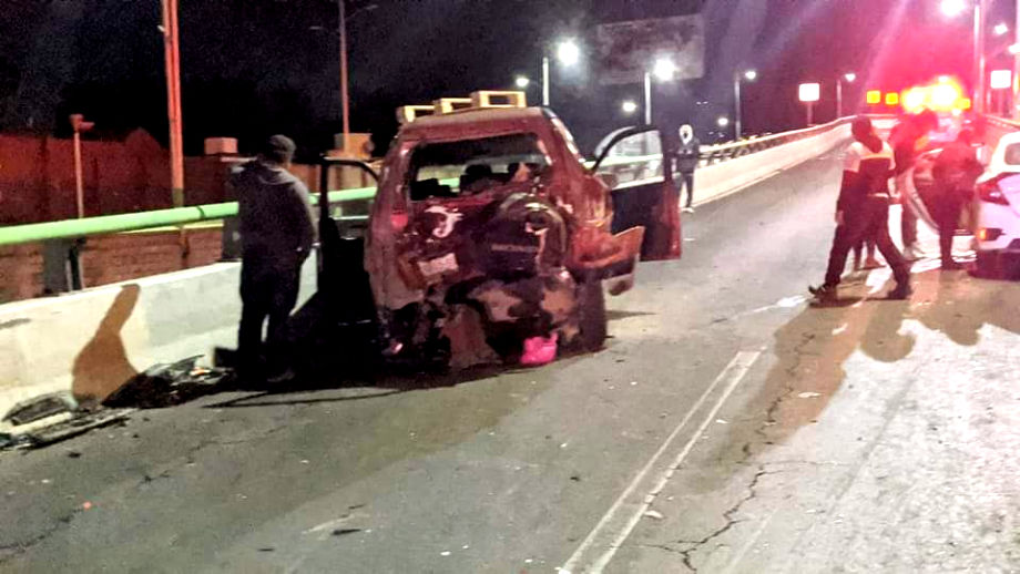 Aparatoso accidente deja a una persona lesionada en Río de las Avenidas