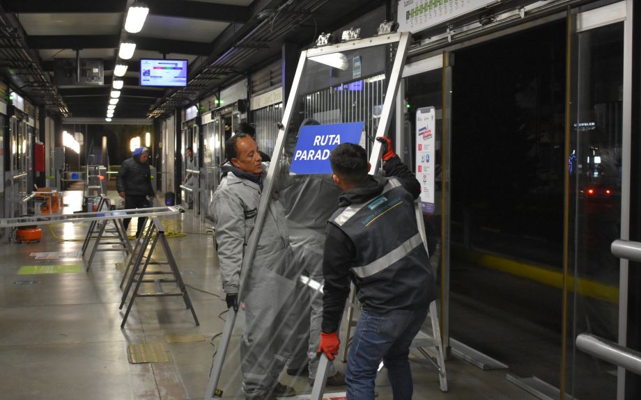 Ya solo queda una estación del Tuzobús por reabrir