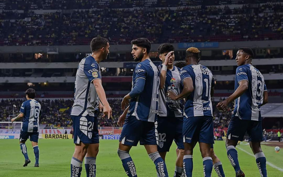 Golpe de autoridad: los Tuzos bailan al América en el Azteca | resumen