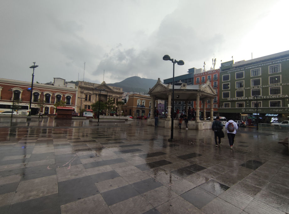 #Fotos: Se cae el cielo en Pachuca; así la intensa lluvia en la capital hidalguense