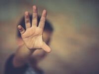 Rescatan en Hidalgo a un niño de 4 años que era maltratado por su propia madre y una tía