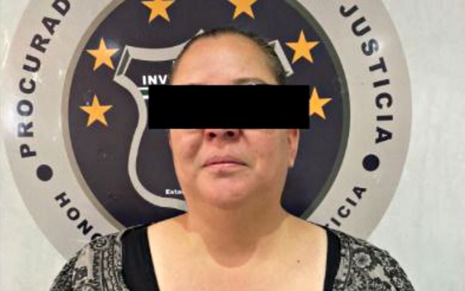 Siguen cayendo... detienen en Pachuca a exfuncionaria de contraloría