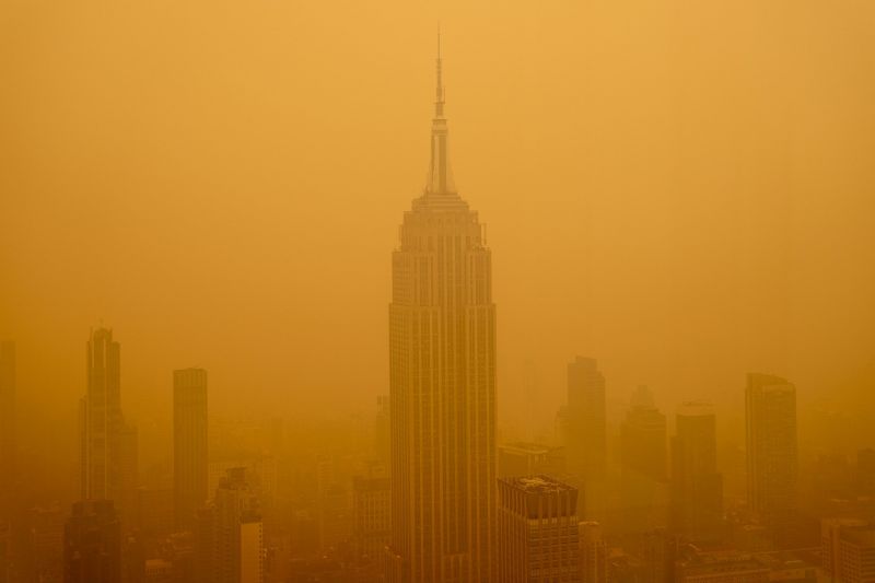 #Galería: Como película apocalíptica, el cielo de Nueva York se tiñe de naranja 4 #Galería: Como película apocalíptica, el cielo de Nueva York se tiñe de naranja