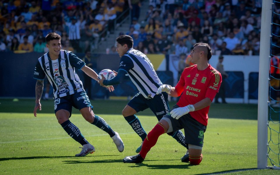 #Baja 🤕 Mediocampista de los Tuzos estará 6 meses fuera por lesión