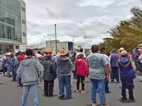 #Bloqueos ⚠️ Manifestantes cierran avenida de Pachuca frente a la Conagua