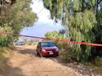 Otro cuerpo sin vida dentro de un auto abandonado en Hidalgo... ahora en Tepeapulco