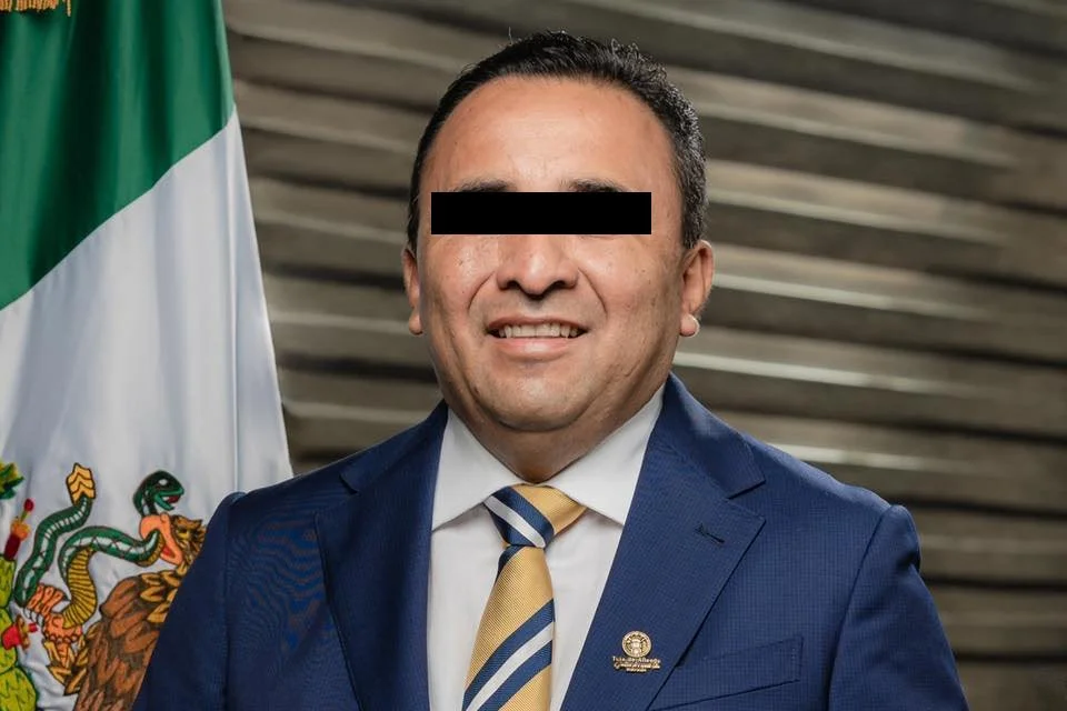 #Atrapado 🚨 Cae otro alcalde involucrado en la Estafa Siniestra; ahora fue el de Tula