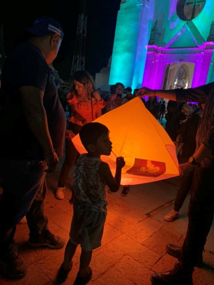 #Galería 🏮 Así se vivió el espectacular Festival de Globos de Cantolla en Chilcuautla