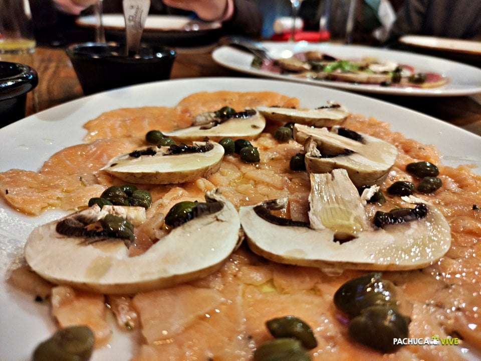 #DíaDelParrillero 🥩 'El Rolas' lleva 23 años liderando la reconocida parrilla de El Lugar del Bife