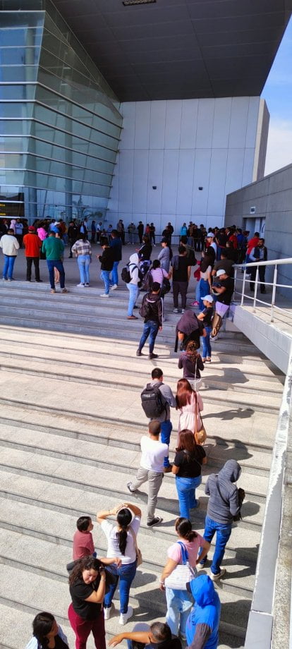 #Furor 😱 Así las filas en el inicio de venta de boletos del Palenque Pachuca 2023