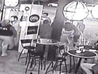 Difunden video del altercado en que un cliente fue herido en el bar Tres Copitas