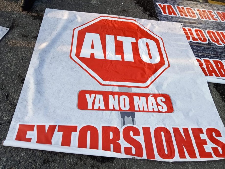 ¡Paralizada! Transportistas de Tizayuca realizan megabloqueo en la México-Pachuca