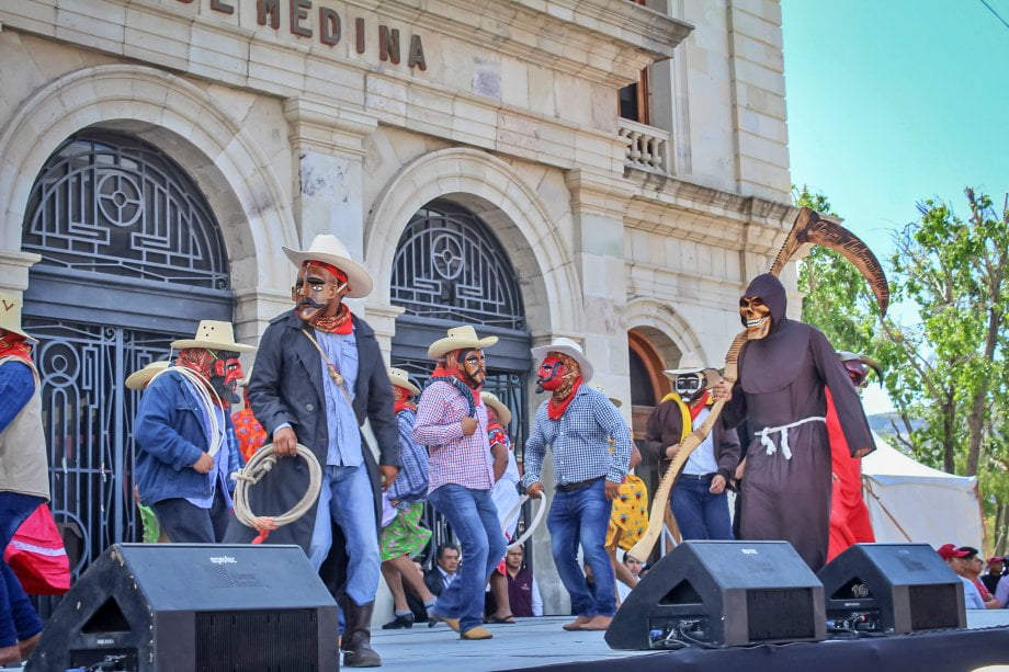#EnFotos: Así se vivió el Primer Informe de Gobierno de Julio Menchaca