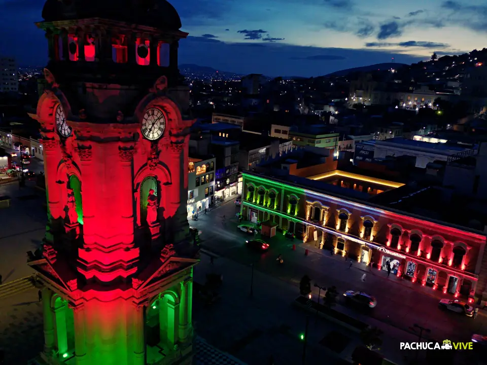 #Galería: Pachuca se pinta de colores patrios; así luce la Bella Airosa en este septiembre