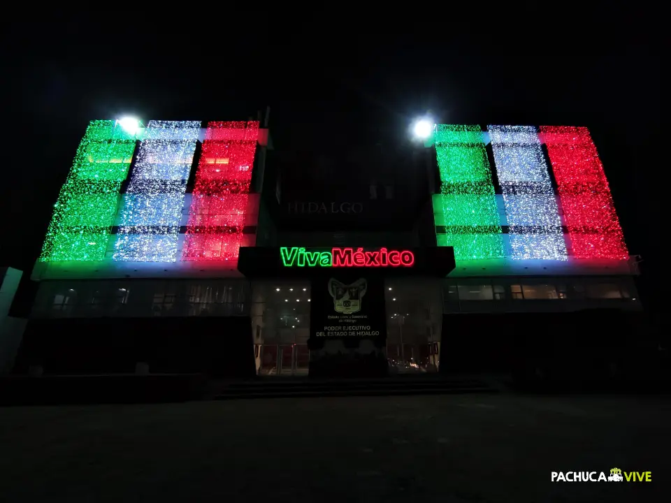 #Galería: Pachuca se pinta de colores patrios; así luce la Bella Airosa en este septiembre