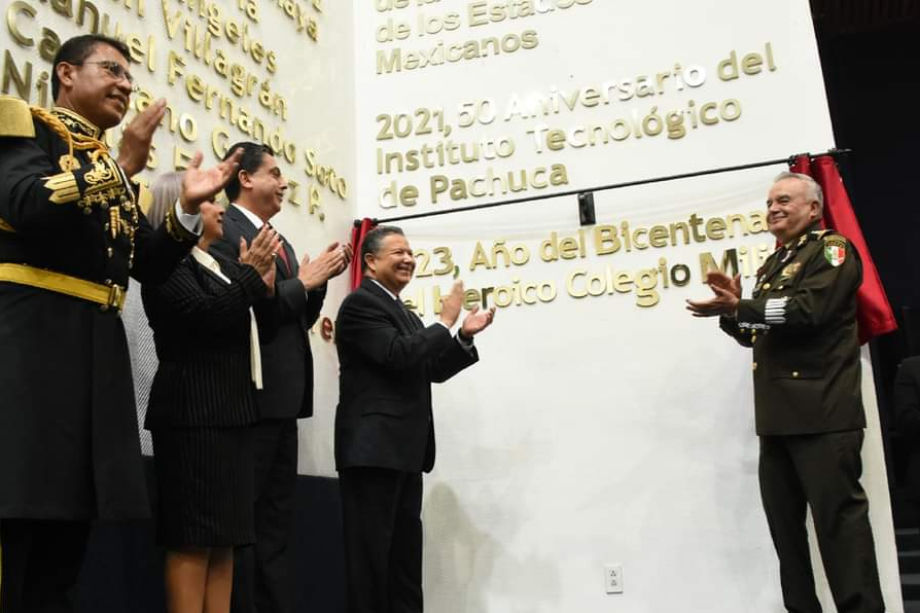 Homenajean a las Fuerzas Armadas con develación de letras de oro en Congreso de Hidalgo