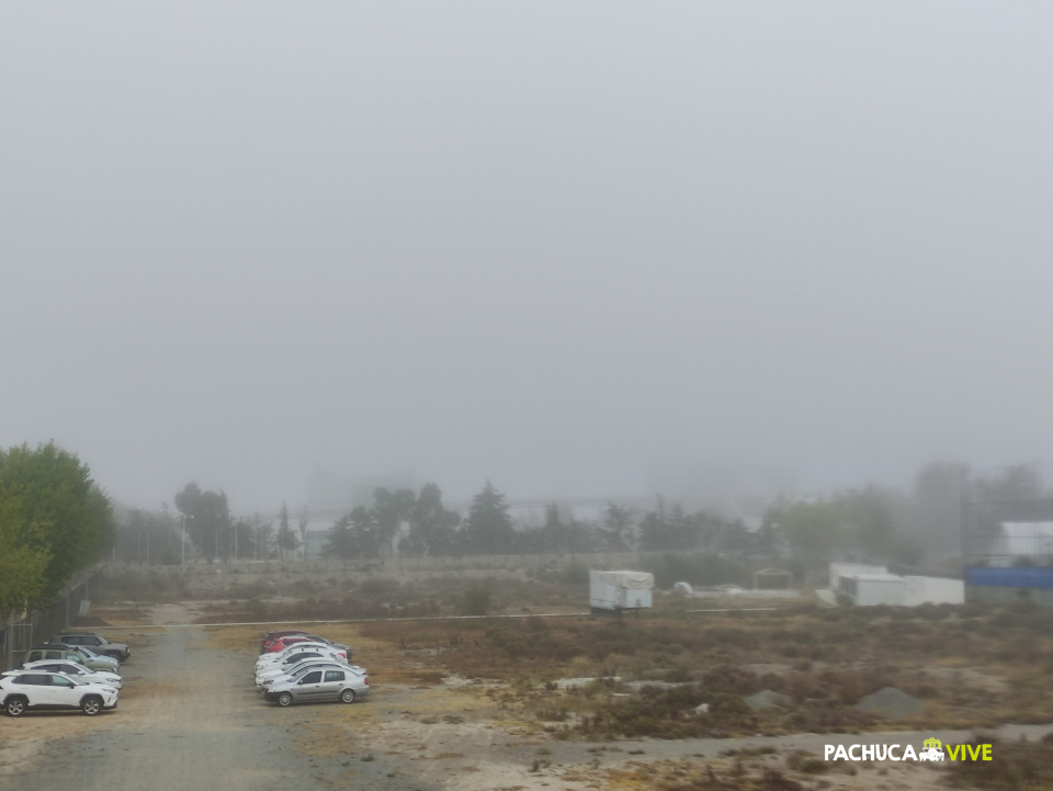 #EnFotos ☁️ La neblina envuelve a Pachuca esta gélida mañana de martes