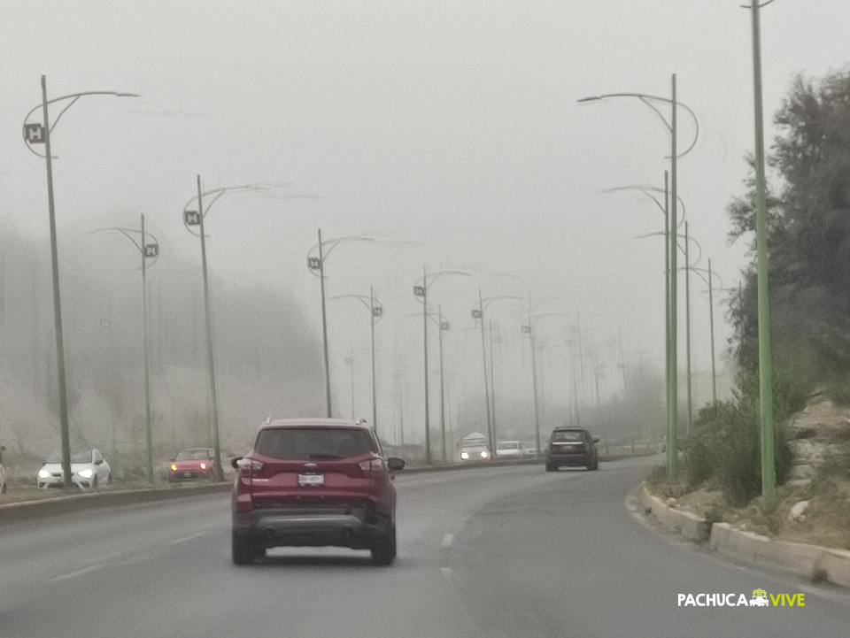 #EnFotos ☁️ La neblina envuelve a Pachuca esta gélida mañana de martes