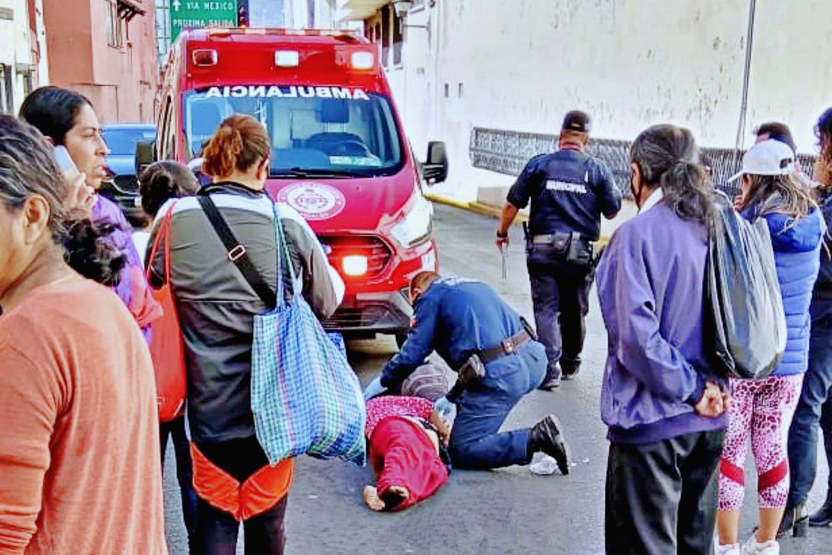 Adulta mayor es atropellada en el centro de Pachuca; responsable se dio a la fuga