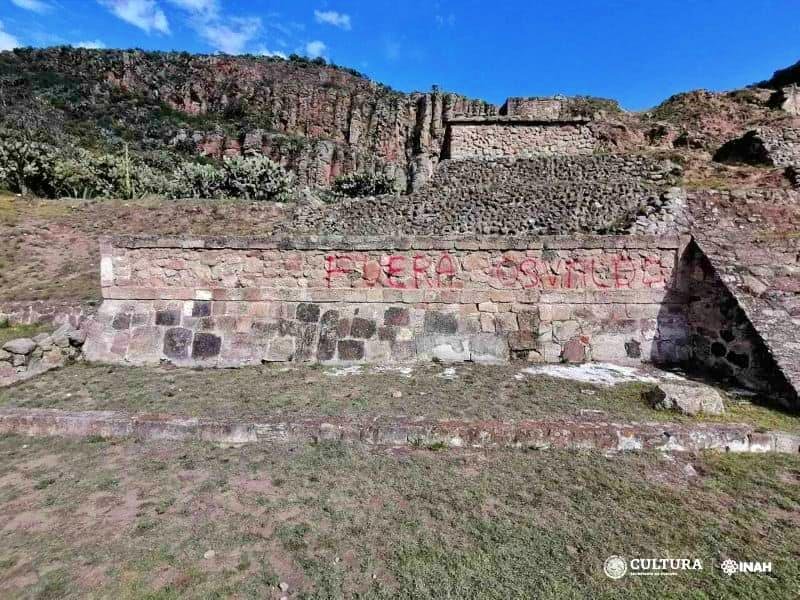 ¡Atentado al patrimonio cultural! Tras protesta, vandalizan importante zona arqueológica de Hidalgo