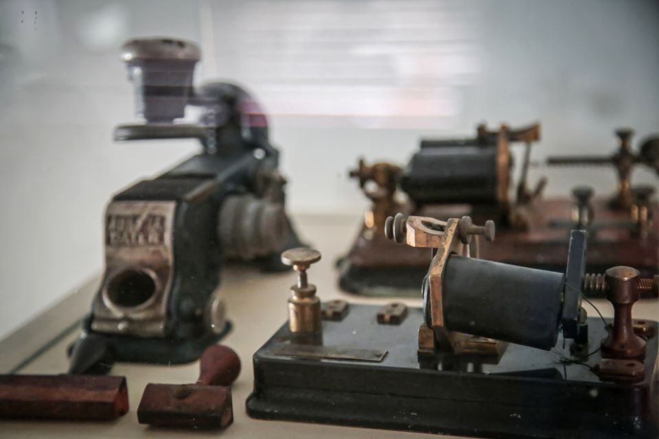 Un viaje al pasado: el Ferro tiene nueva Sala de Telégrafos, con interesante exposición histórica