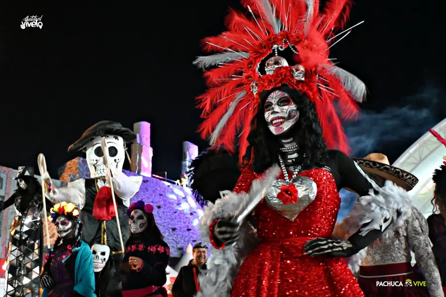El Día de Muertos se hace presente en la Feria de Pachuca con el Desfile de Catrinas | GALERÍA