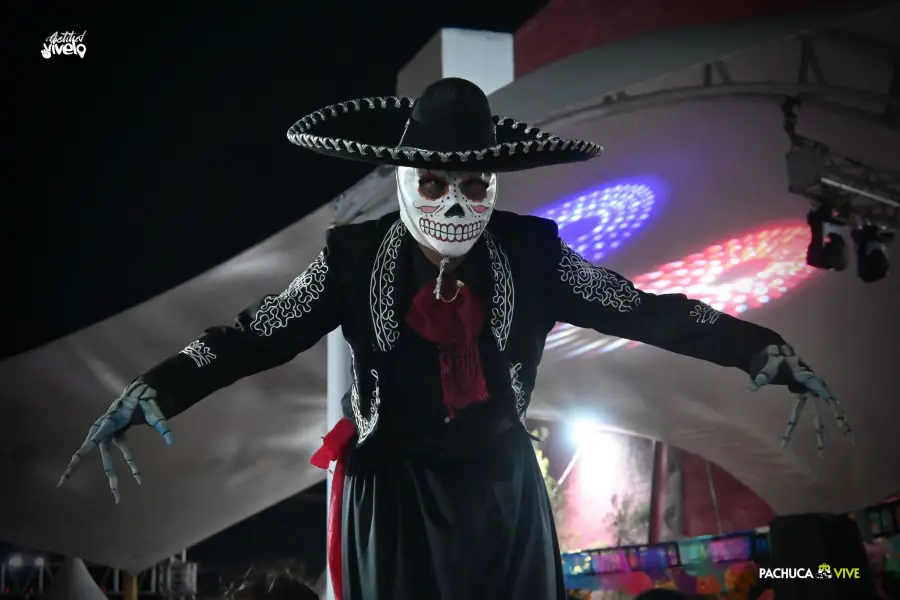 El Día de Muertos se hace presente en la Feria de Pachuca con el Desfile de Catrinas | GALERÍA