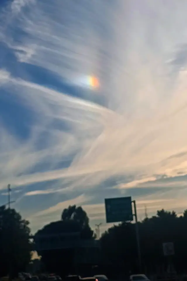 Nubes iridiscentes adornan cielo de Pachuca | FOTOS y VIDEO
