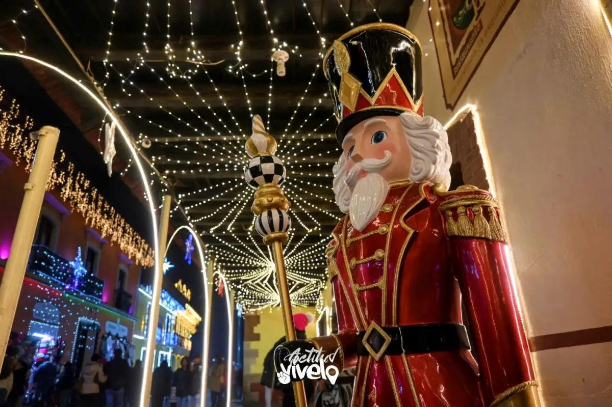 Real del Monte vuelve a convertirse en una gran villa iluminada | Fotos y video