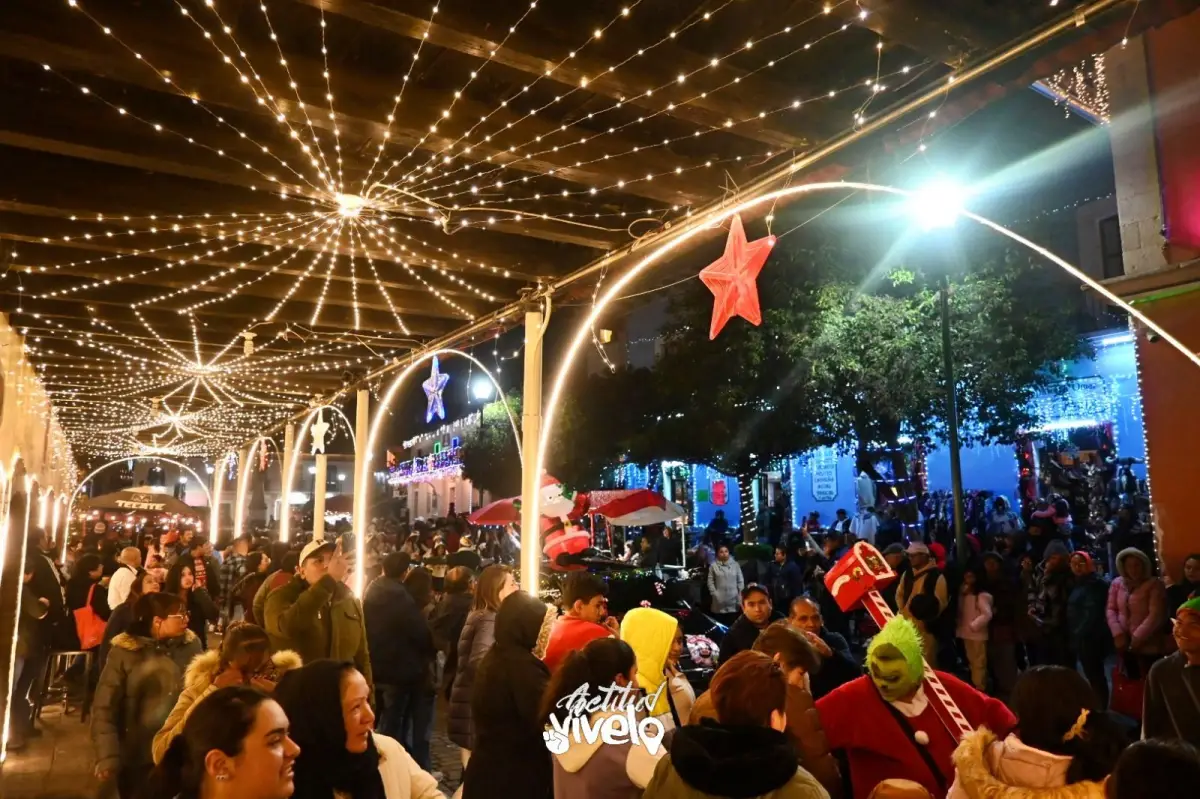 Real del Monte vuelve a convertirse en una gran villa iluminada | Fotos y video