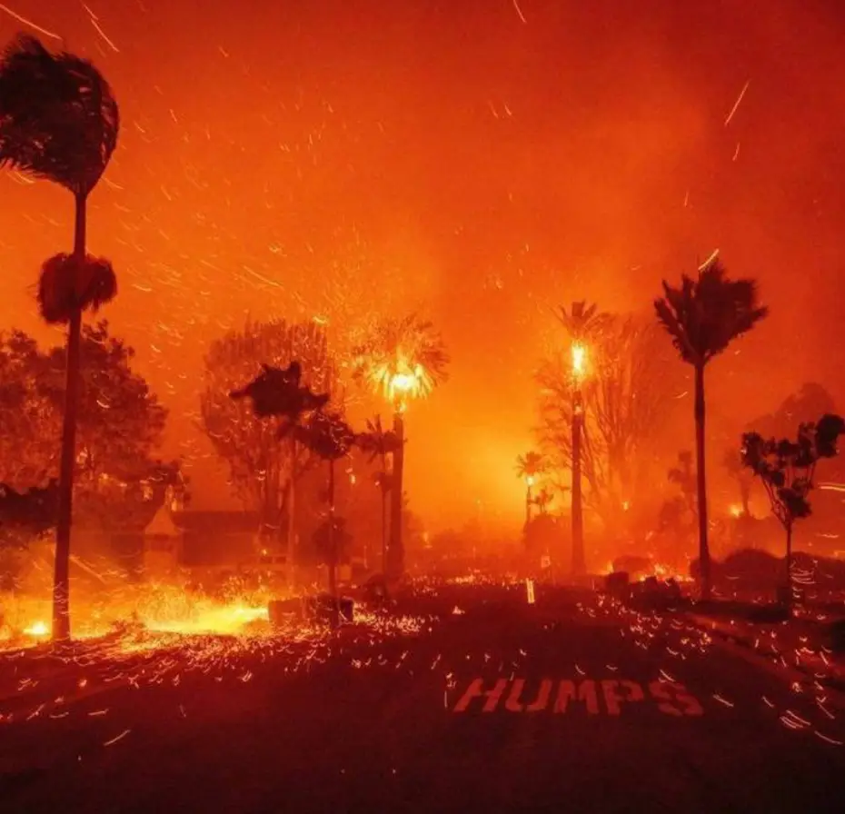 Las apocalípticas imágenes de Los Ángeles y sus devastadores incendios