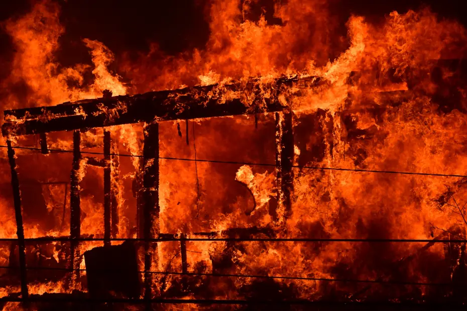 Las apocalípticas imágenes de Los Ángeles y sus devastadores incendios