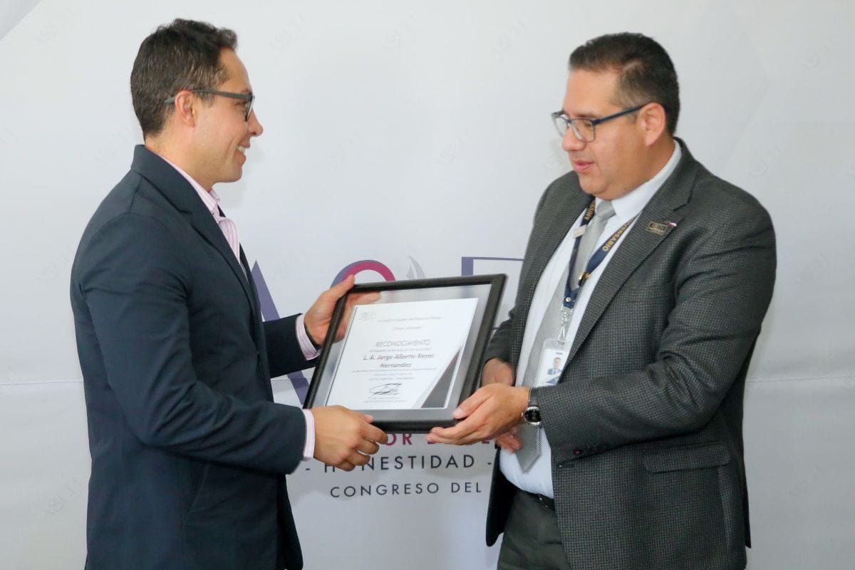 Pachuca recibe reconocimiento por buen manejo de recursos públicos
