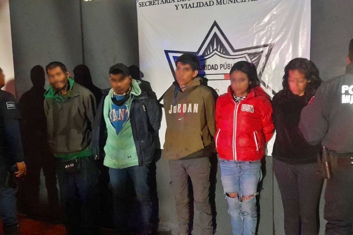 Sujetos asaltan a repartidor de comida en Pachuca y acaban detenidos