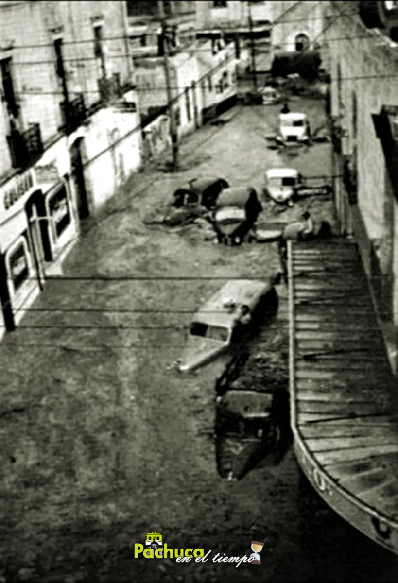 Se cumplen 76 años de la gran inundación de Pachuca | FOTOS 7 Se cumplen 76 años de la gran inundación de Pachuca | FOTOS