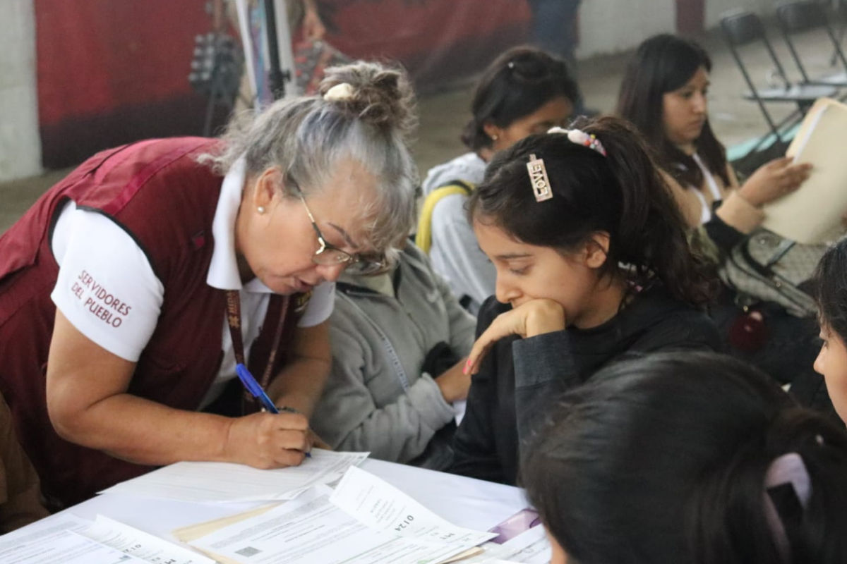 Adelantan entrega de programas sociales en zonas afectadas de Hidalgo