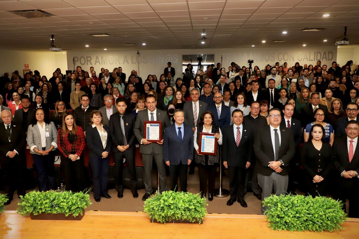 Obtiene DIF Hidalgo dos certificaciones internacionales