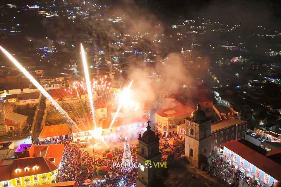 Encienden la Navidad en Real del Monte con la Villa Iluminada 2025 (galería)